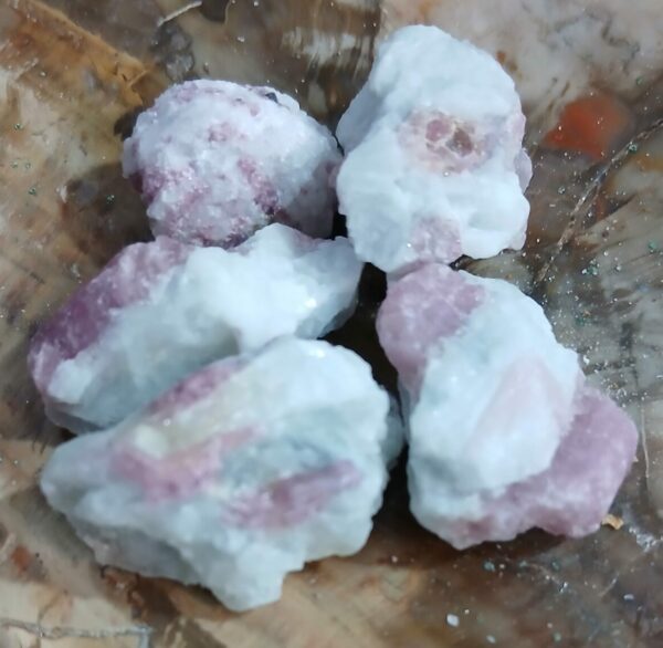 Tourmaline rose