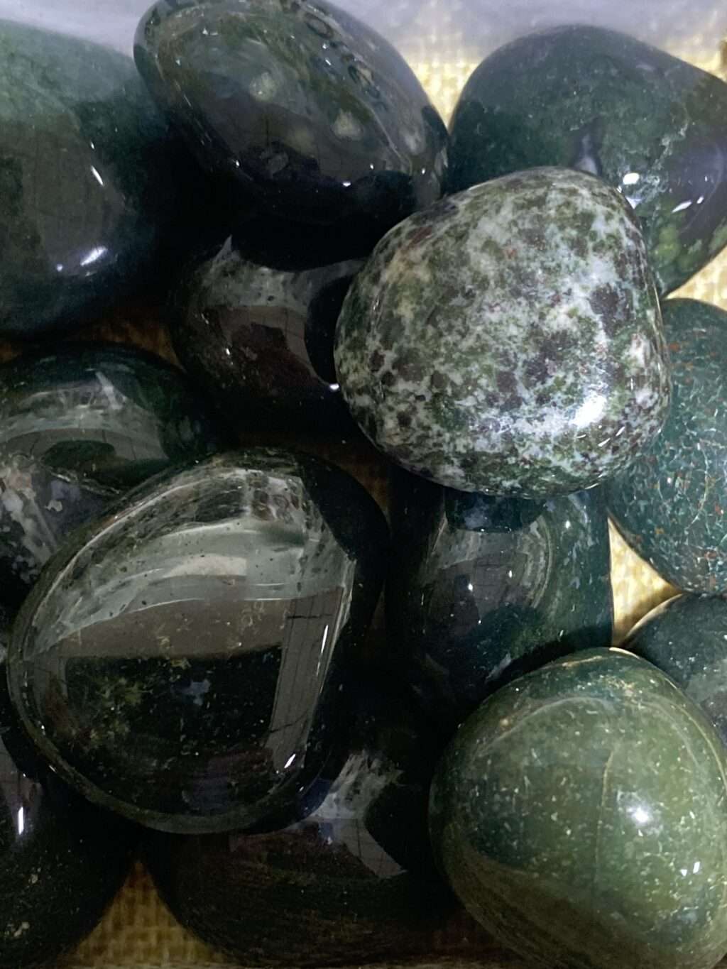 Agate mousse pierre roulee