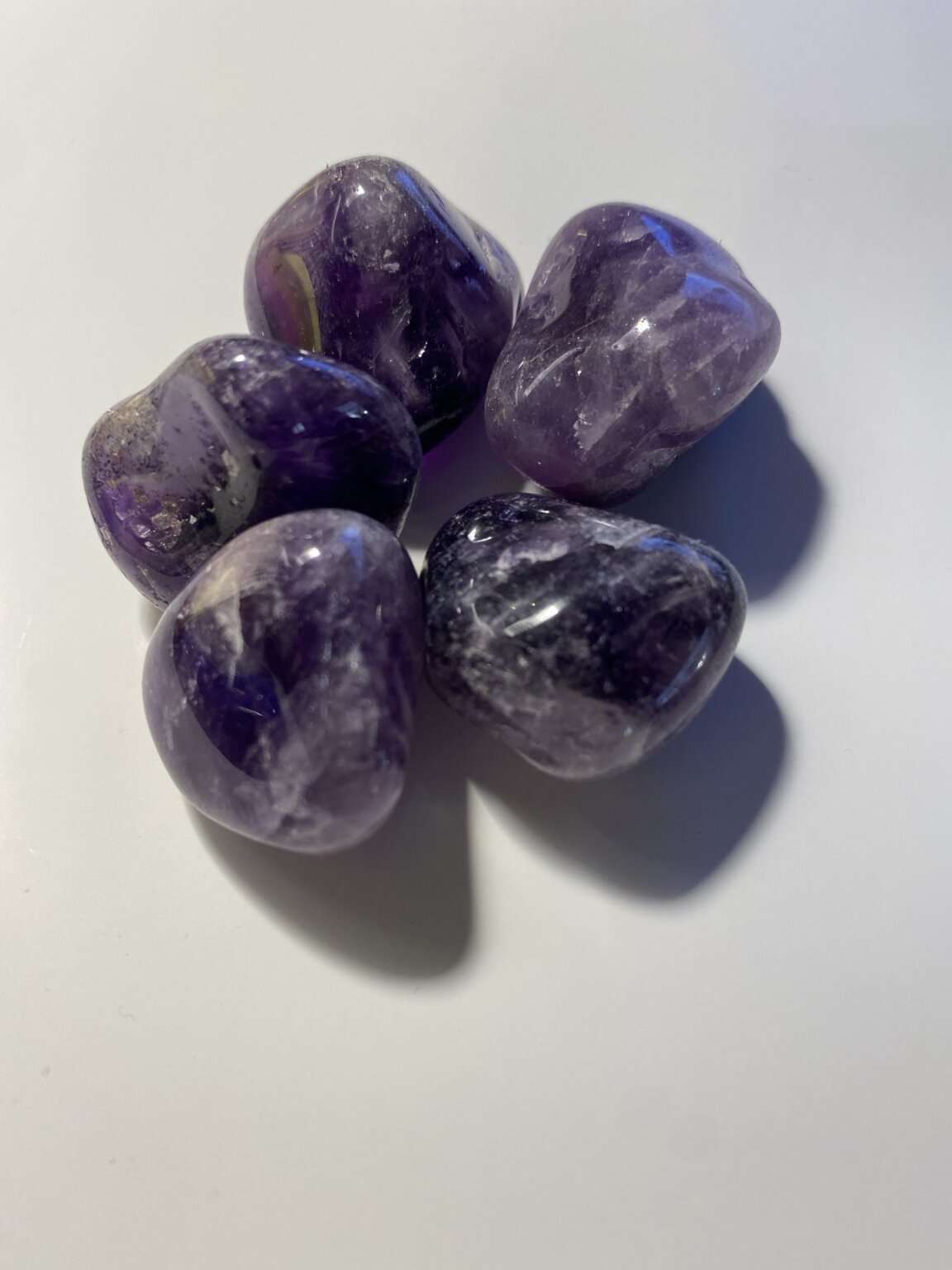 Amethyste pierre roulee