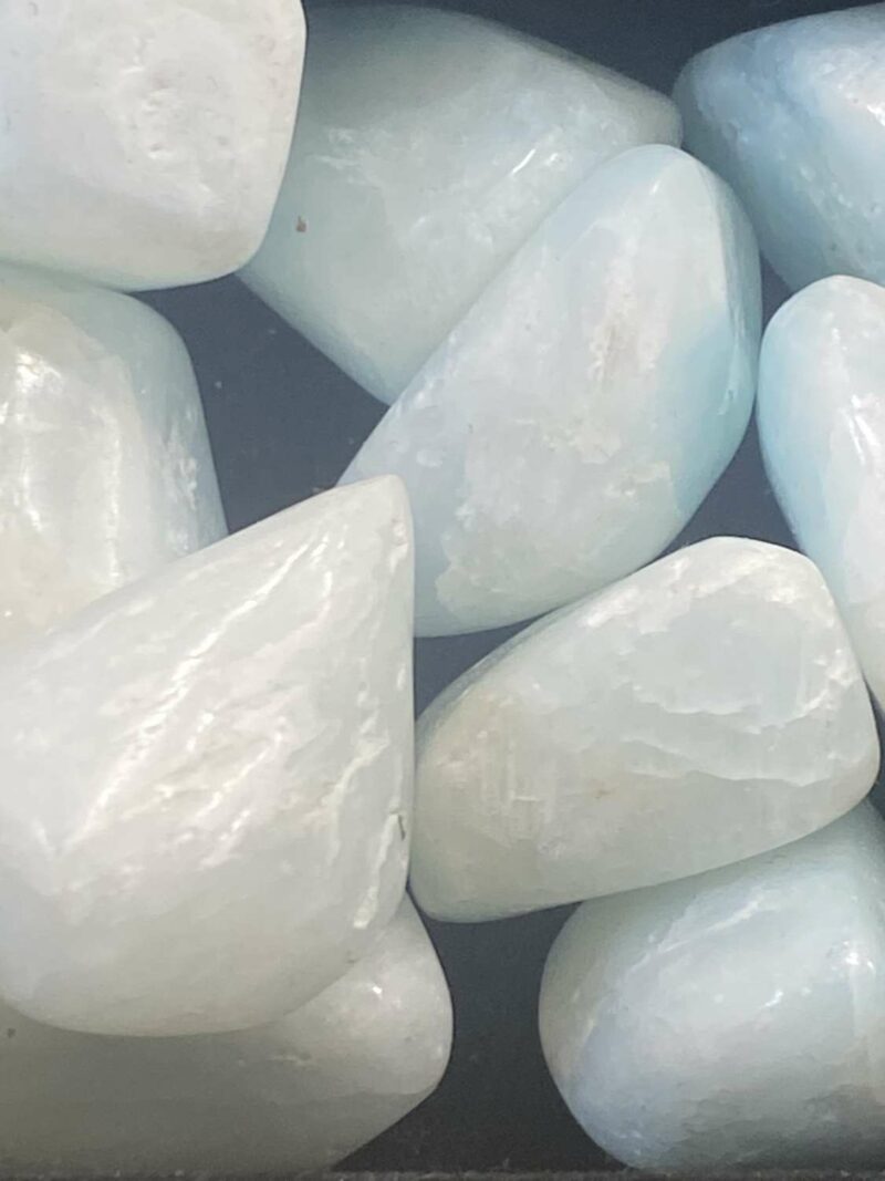 Hemimorphite pierre roulee